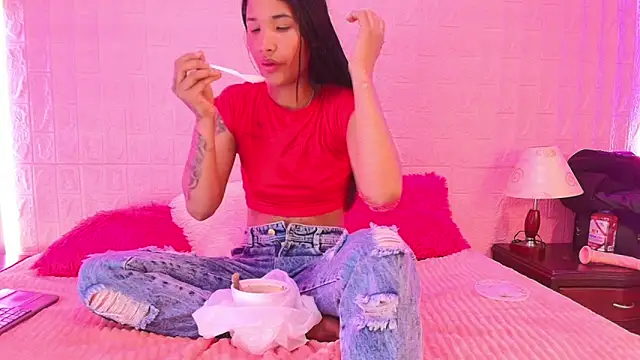 Baby kinky-- online show from 09/28/25, 02:02