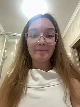 Bellatrisssaa online show from 01/11/26, 02:02