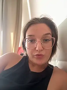 Bellatrisssaa online show from 09/14/25, 10:04