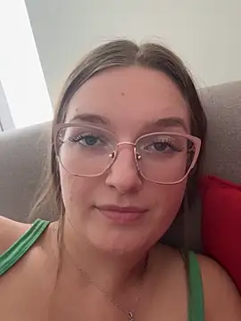 Bellatrisssaa online show from 09/10/25, 08:24