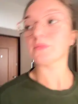 Bellatrisssaa online show from 09/18/25, 08:39