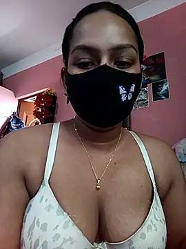 Snapshot of Samiya3344 chatting on 10/04/25, 02:13 Samiya3344 online show from 10/04/25, 02:13