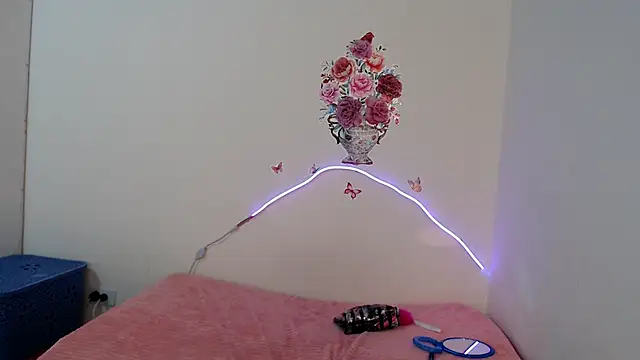 Valeryxs online show from 10/31/25, 04:14