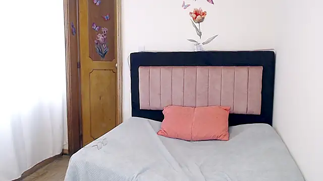 Snapshot of Valeryxs chatting on 02/12/26, 08:08 Valeryxs online show from 02/12/26, 08:08