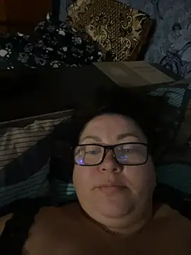 Vilvet777 online show from 10/18/25, 05:42