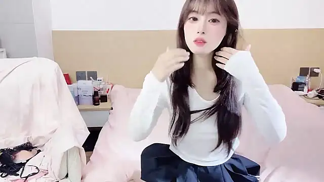 yuanbao a online show from 11/12/25, 12:20