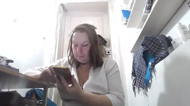 AnnaLive570 online show from 02/22/26, 07:00