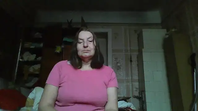 AnnaLive570 online show from 12/21/25, 09:11