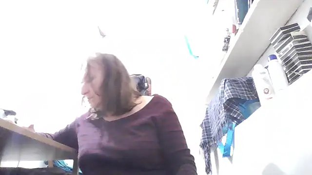 AnnaLive570 online show from 01/19/26, 05:44