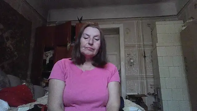 AnnaLive570 online show from 11/30/25, 08:48