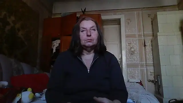 AnnaLive570 online show from 10/26/25, 09:42