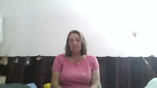 Snapshot of AnnaLive570 chatting on 06/15/26, 03:12 AnnaLive570 online show from 06/15/26, 03:12