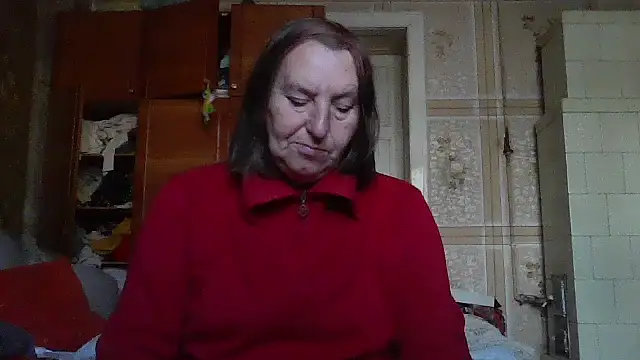 AnnaLive570 online show from 10/13/25, 08:49