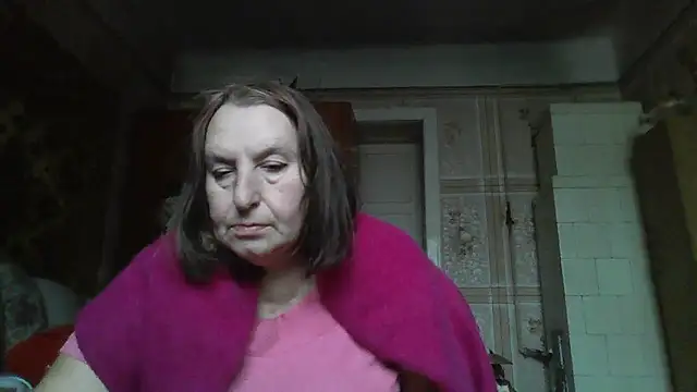 AnnaLive570 online show from 11/28/25, 12:16