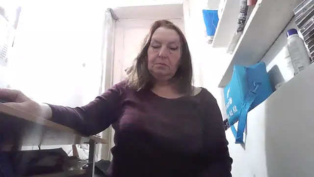 AnnaLive570 online show from 02/11/26, 05:29