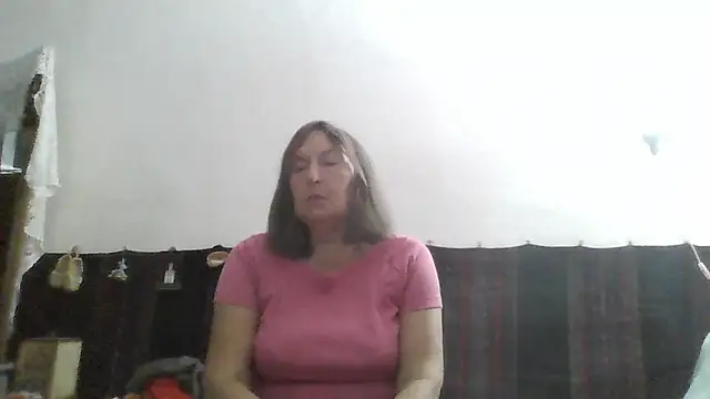 Snapshot of AnnaLive570 chatting on 07/16/26, 02:19 AnnaLive570 online show from 07/16/26, 02:19