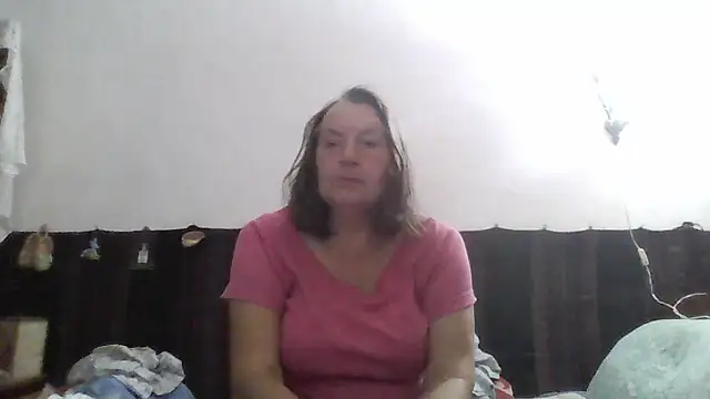 Snapshot of AnnaLive570 chatting on 06/30/26, 03:17 AnnaLive570 online show from 06/30/26, 03:17