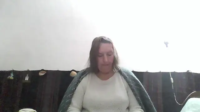 AnnaLive570 online show from 04/28/26, 03:00