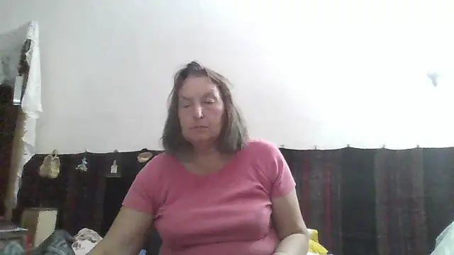 Snapshot of AnnaLive570 chatting on 06/22/26, 02:06 AnnaLive570 online show from 06/22/26, 02:06