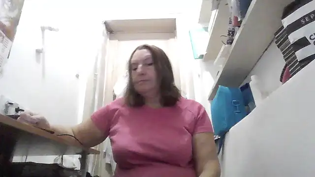 AnnaLive570 online show from 12/16/25, 05:33