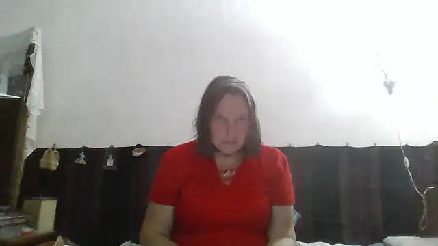 Snapshot of AnnaLive570 chatting on 07/01/26, 03:18 AnnaLive570 online show from 07/01/26, 03:18