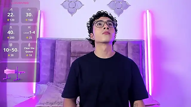 0anonimo bottom1 online show from 09/27/25, 07:42