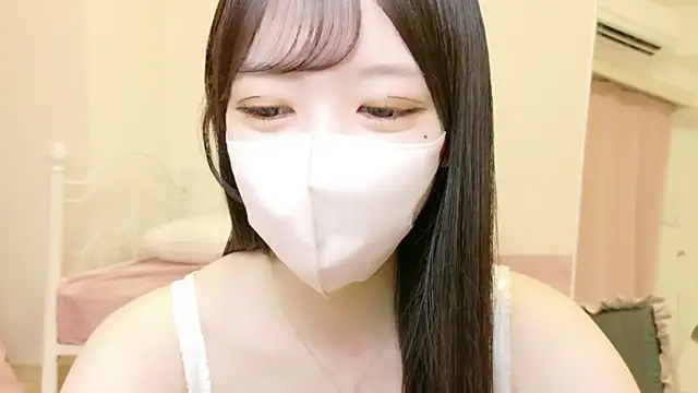 roachan  online show from 03/27/26, 01:45