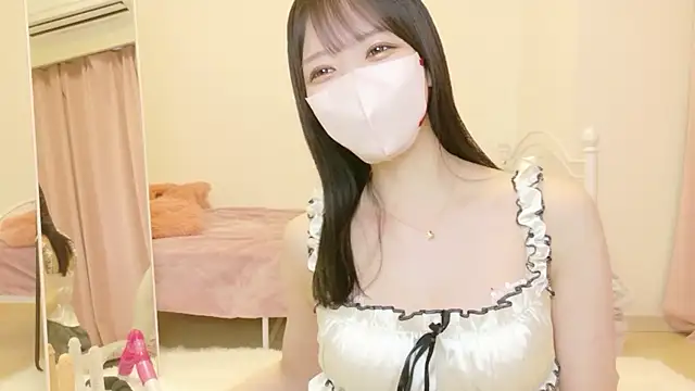 roachan  online show from 02/07/26, 03:20