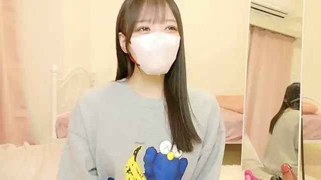 roachan  online show from 03/06/26, 01:39