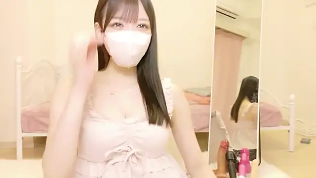 roachan  online show from 03/03/26, 01:29