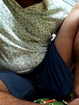 Snapshot of pihu_96 chatting on 09/14/25, 06:58 pihu 96 online show from 09/14/25, 06:58