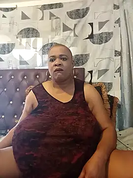 BUSTY QUEEEN online show from 09/10/25, 08:02