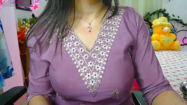 Snapshot of WildDimpi_0 chatting on 10/19/25, 10:56 WildDimpi 0 online show from 10/19/25, 10:56
