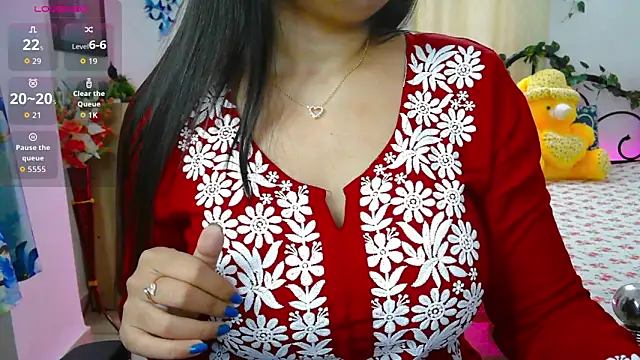 Snapshot of WildDimpi_0 chatting on 10/02/25, 03:10 WildDimpi 0 online show from 10/02/25, 03:10