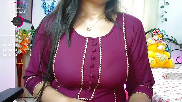 Snapshot of WildDimpi_0 chatting on 09/11/25, 03:06 WildDimpi 0 online show from 09/11/25, 03:06
