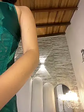 Snapshot of Kristy1_ chatting on 09/24/25, 11:06 Kristy1 online show from 09/24/25, 11:06