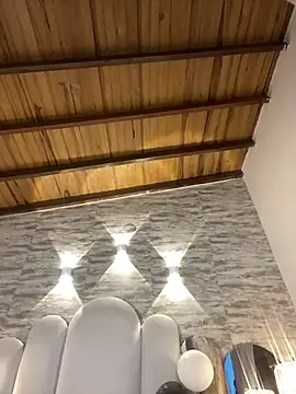 Snapshot of Kristy1_ chatting on 10/27/25, 11:11 Kristy1 online show from 10/27/25, 11:11