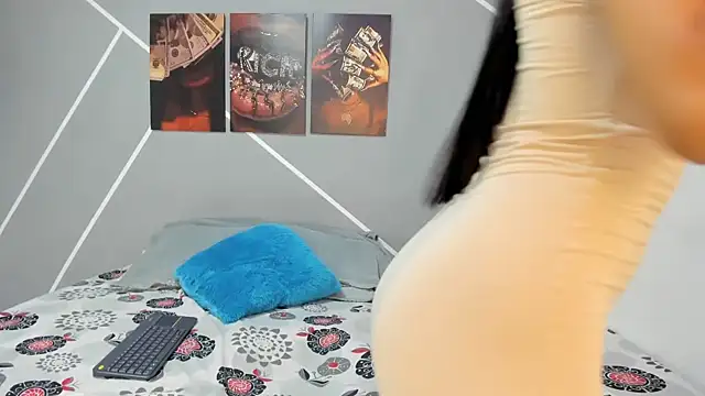 Sexy777Couple online show from 04/17/26, 12:57