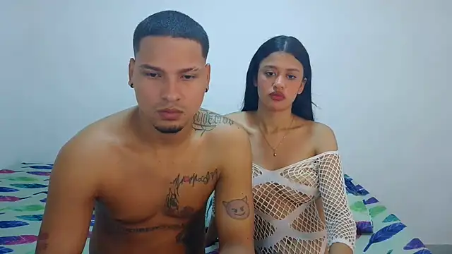 Snapshot of Sexy777Couple chatting on 10/02/25, 02:04 Sexy777Couple online show from 10/02/25, 02:04