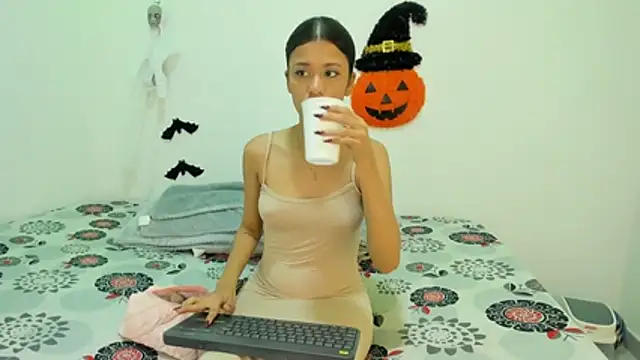 Sexy777Couple online show from 10/24/25, 10:09