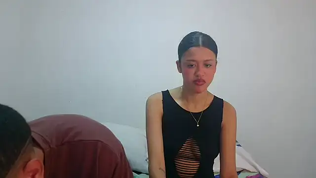 Snapshot of Sexy777Couple chatting on 09/20/25, 01:38 Sexy777Couple online show from 09/20/25, 01:38