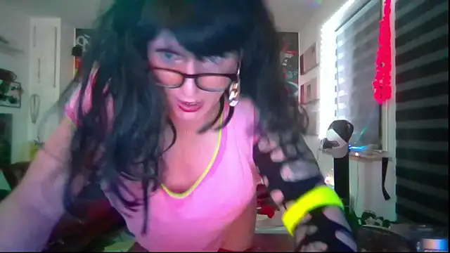 hellgirl1980 online show from 05/15/26, 07:56