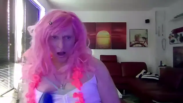 hellgirl1980 online show from 04/12/26, 11:46