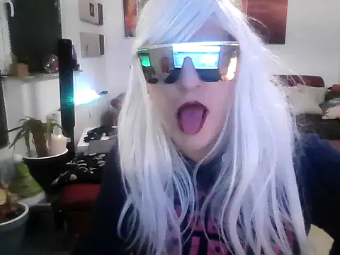 Snapshot of hellgirl1980 chatting on 10/10/25, 11:49 hellgirl1980 online show from 10/10/25, 11:49