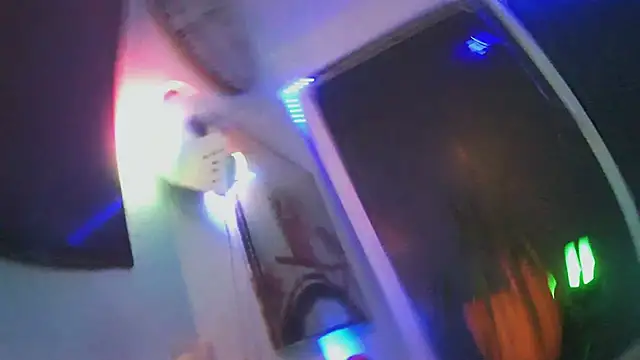 hellgirl1980 online show from 10/26/25, 12:11