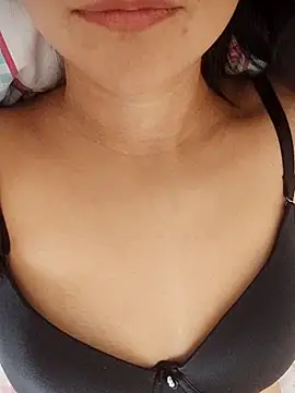 bebeksiii online show from 10/28/25, 08:24