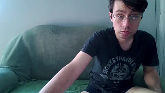 Snapshot of Eric_Basilio chatting on 09/21/25, 11:48 Eric Basilio online show from 09/21/25, 11:48