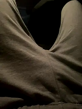 Maxie VIP online show from 10/11/25, 08:32