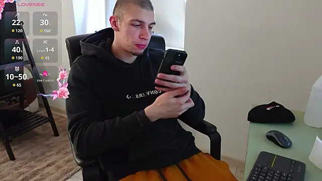 Ryan Dozer online show from 03/08/26, 06:49