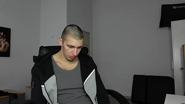 Ryan Dozer online show from 10/26/25, 08:37